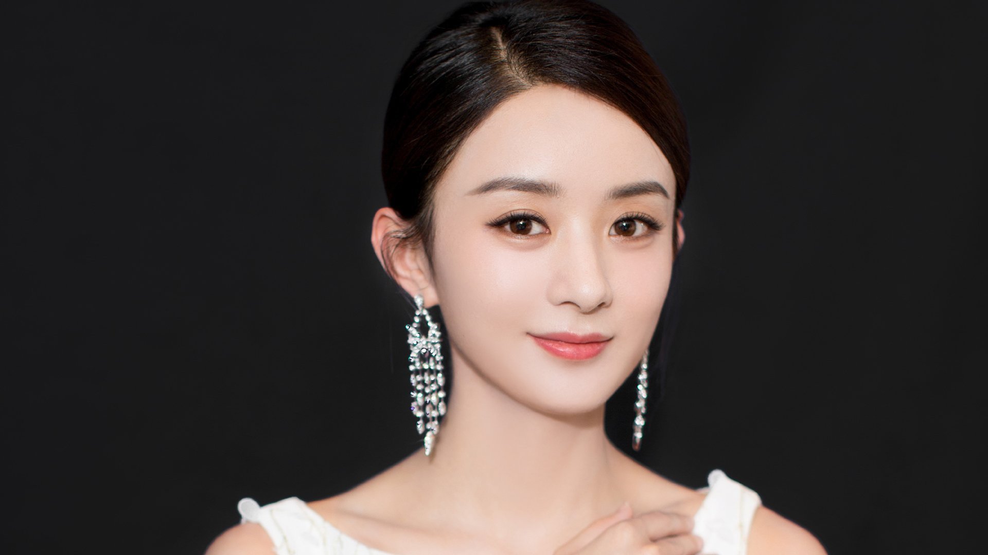 男子400自澳洲选手夺得银牌，澳洲运动员