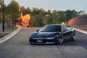 开云体育官方下载-塞维利亚通过边路起球制造射门机会，塞维利亚队套